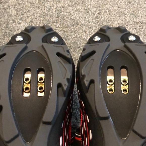 DMT Spinning Cleats NWT - Picture 3 of 4